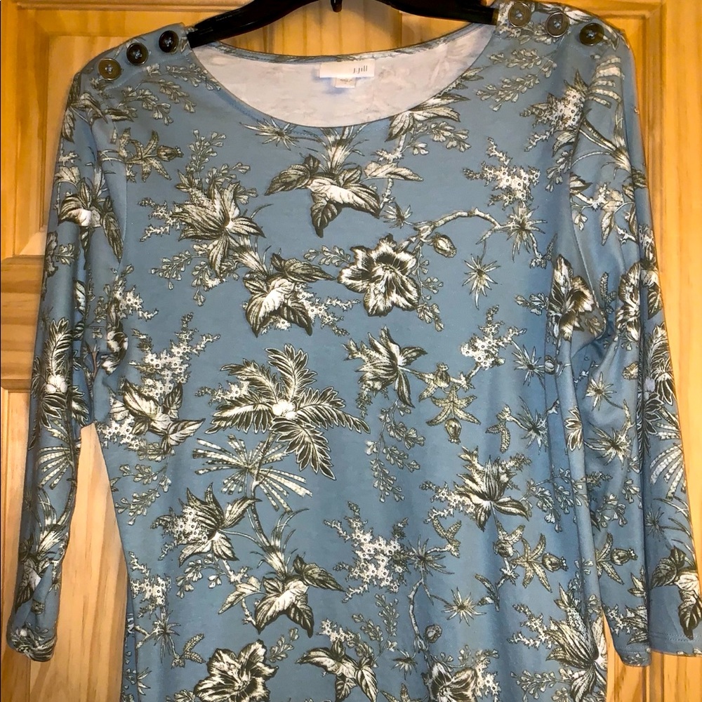 J. Jill 3/4 sleeve shoulder button top